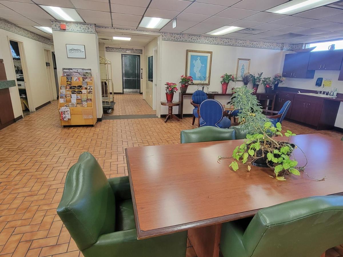 Studio 9 Inn & Suites Decatur Ngoại thất bức ảnh
