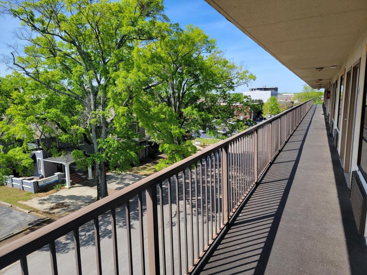 Studio 9 Inn & Suites Decatur Ngoại thất bức ảnh