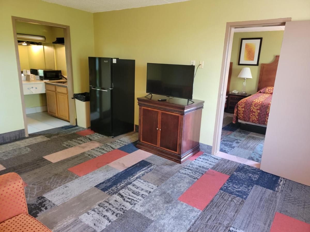 Studio 9 Inn & Suites Decatur Ngoại thất bức ảnh